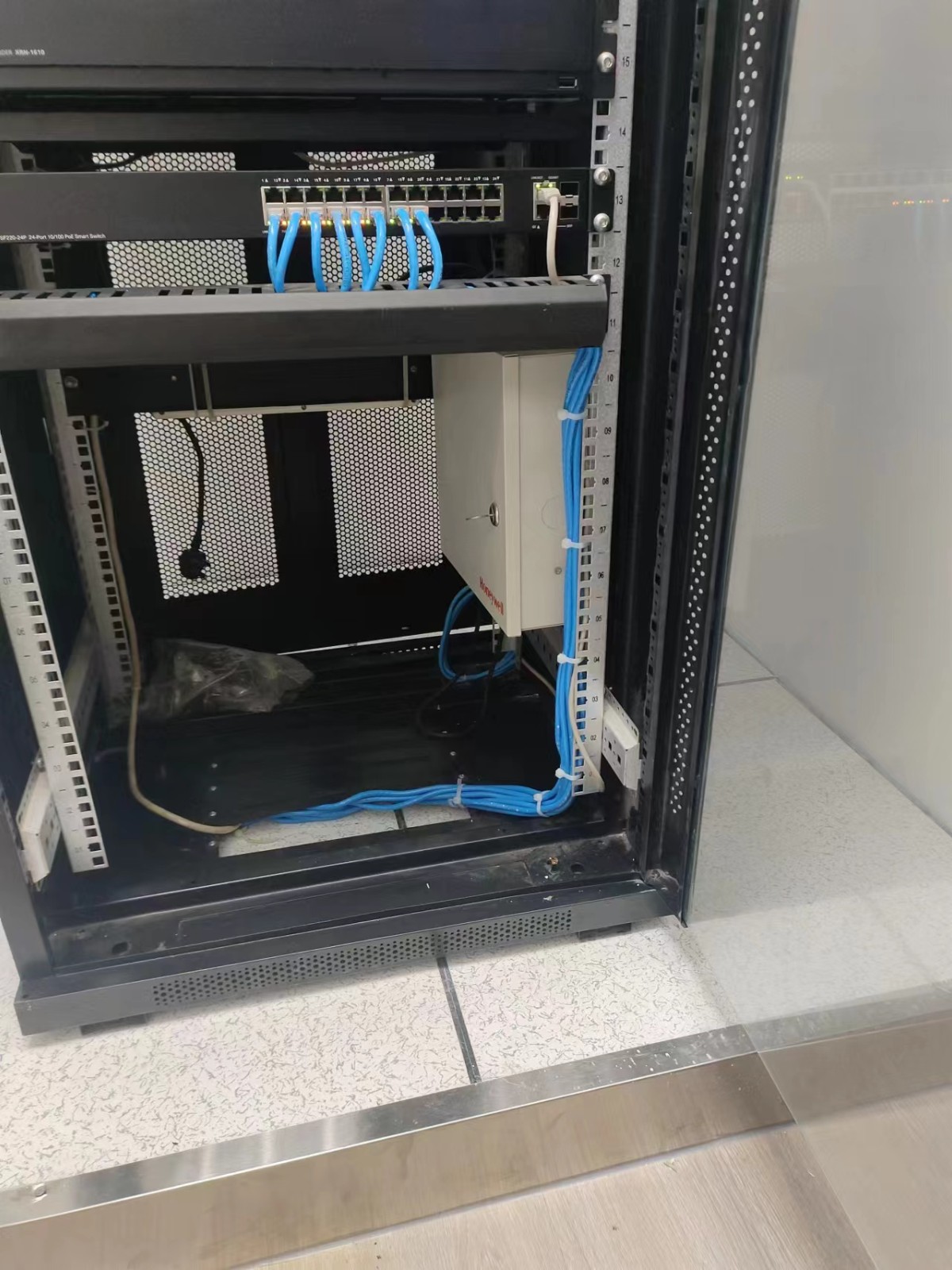 1689668929204063.jpg